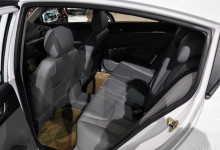 Emgrand EC7 RV Hatchback interier