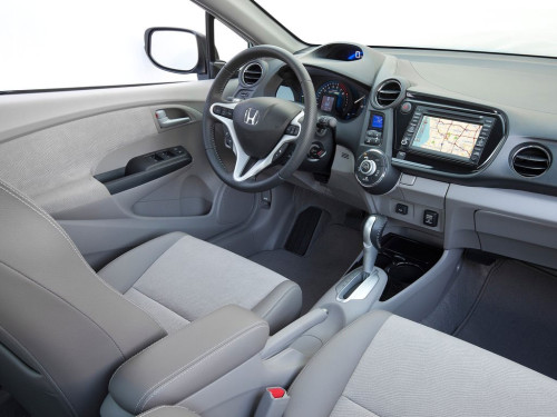 Интерьер Honda Insight Hybrid